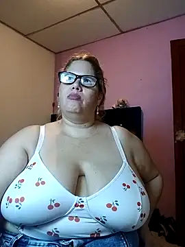 EllisW8 online show from 16, 4, 2026