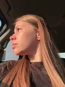 MilissaSee online show from 25, 2, 2025