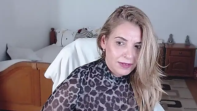 evamaria2024 online show from 4, 3, 2025