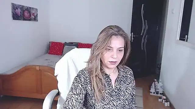 evamaria2024 online show from 4, 12, 2025