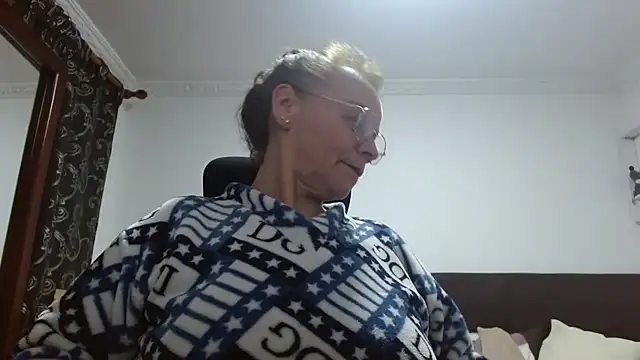 asleycavta online show from 5, 10, 2025