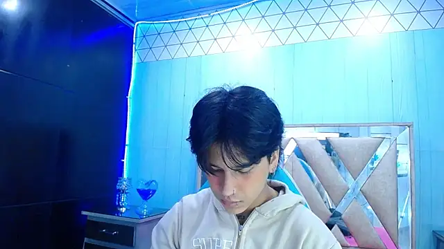 alex 477 online show from 10, 11, 2025