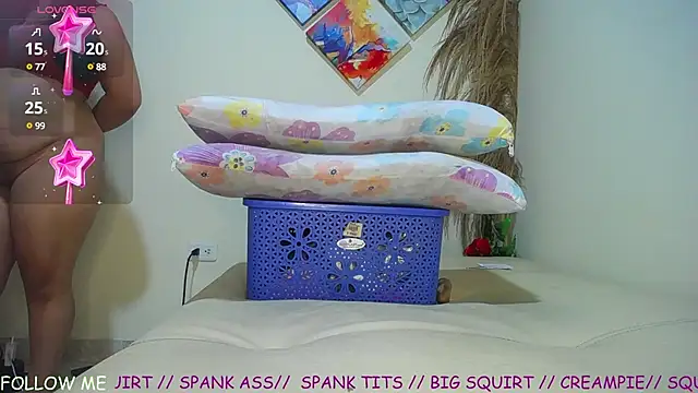 Snapshot of vegalaura__ chatting on 13, 2, 2025 vegalaura online show from 13, 2, 2025