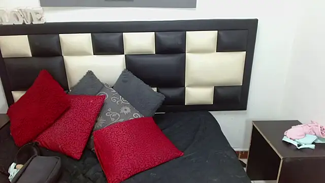 kiwii nasty online show from 9, 11, 2025