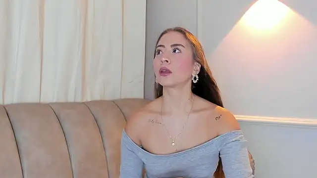 Lia walton online show from 12, 2, 2025