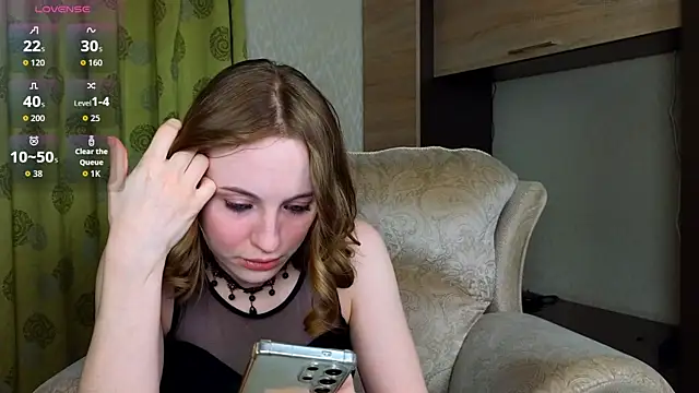 Snapshot of Cowell_Adelina chatting on 6, 7, 2026 Cowell Adelina online show from 6, 7, 2026