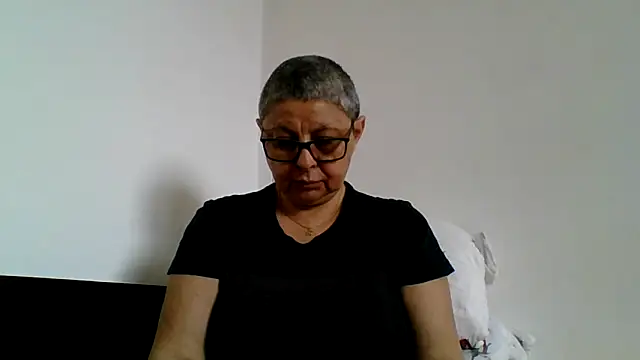 roseblak42 online show from 11, 4, 2026