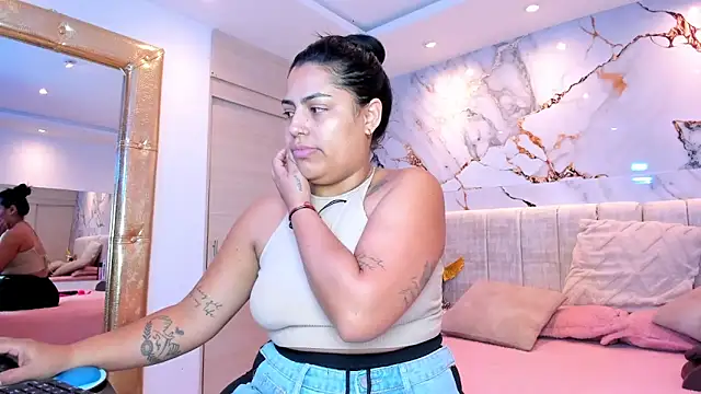 kiana cream online show from 16, 3, 2026