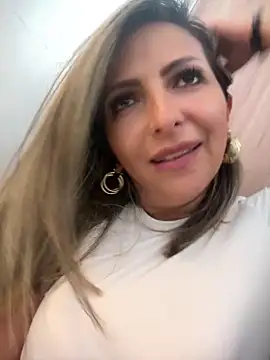  Abril-Office1 online show from 27, 12, 2024