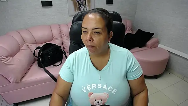 Snapshot of Penelope_Nipples_ chatting on 29, 1, 2025 Penelope Nipples online show from 29, 1, 2025