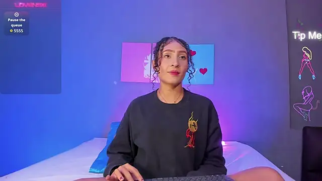 IsabellaSpencer online show from 20, 11, 2025