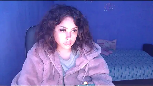 LovelyJulliette online show from 12, 2, 2025