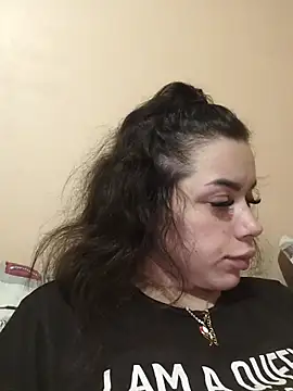 LovelyJulliette online show from 16, 2, 2025