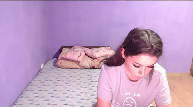 LovelyJulliette online show from 28, 2, 2025