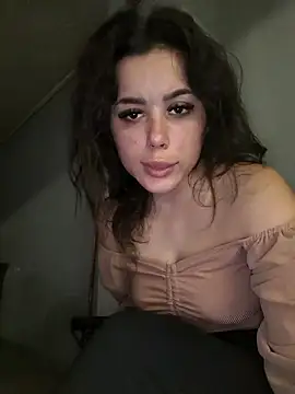 LovelyJulliette online show from 10, 3, 2025