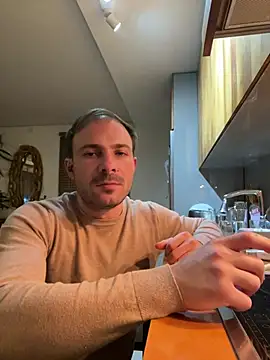 Adventurehotman online show from 22, 12, 2024