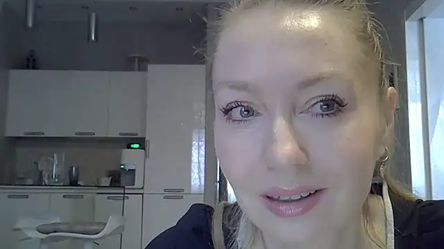 ZarinaSwift online show from 26, 3, 2026