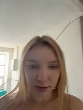 AmmyHot online show from 25, 11, 2025