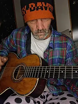 Hotbodyscottie online show from 2, 2, 2026