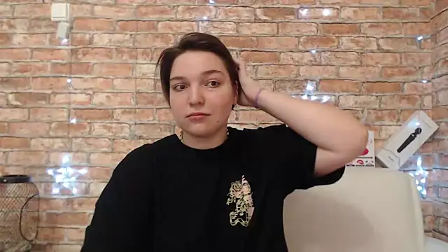 Amelia Kiss  online show from 20, 12, 2025