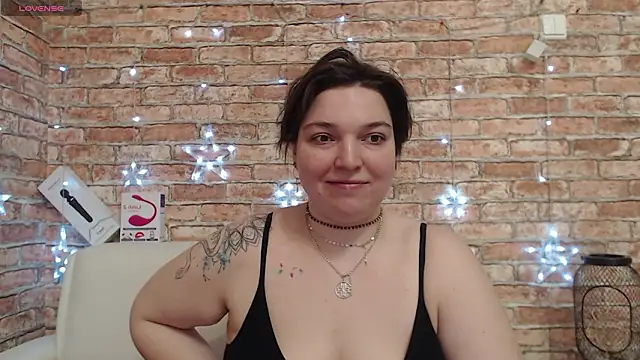 Amelia Kiss  online show from 7, 3, 2026