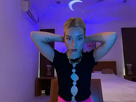 SirenaBelle online show from 15, 10, 2025