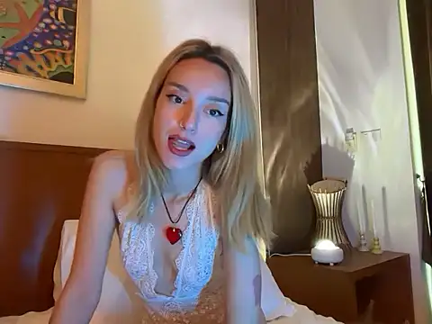 SirenaBelle online show from 16, 11, 2025