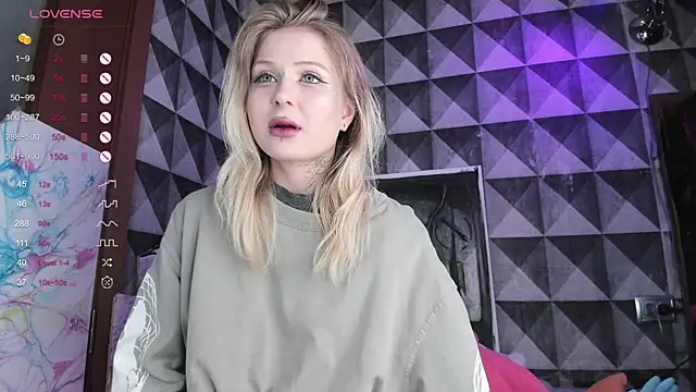 little grinch666 online show from 11, 4, 2026