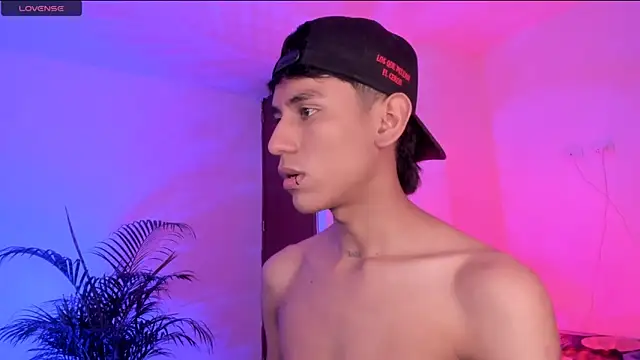 Levin Hikaru online show from 2, 10, 2025