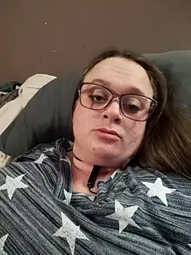 Snapshot of Geemaal chatting on 13, 11, 2025 Geemaal online show from 13, 11, 2025