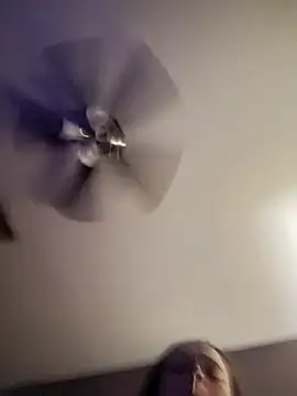 Snapshot of Geemaal chatting on 14, 11, 2025 Geemaal online show from 14, 11, 2025