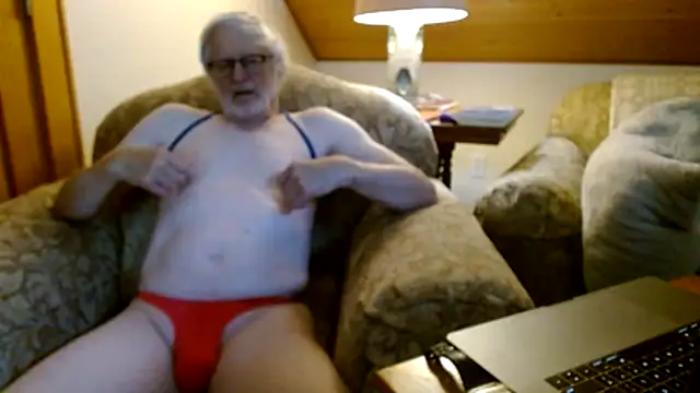 stripfun23 online show from 16, 10, 2025