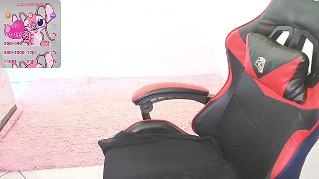 ElisaBoyer online show from 25, 4, 2026