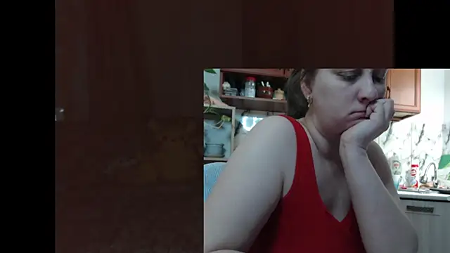 Sakura Green online show from 28, 11, 2025