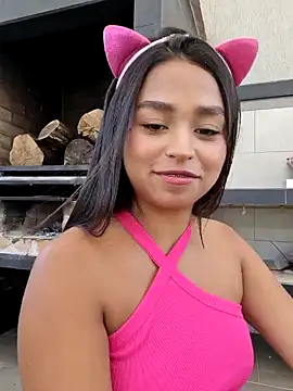 Juli Walker online show from 30, 1, 2025