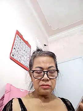 Hotestlove online show from 25, 10, 2025