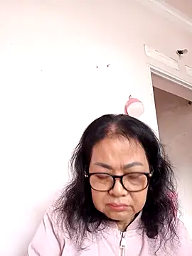 Hotestlove online show from 10, 2, 2026