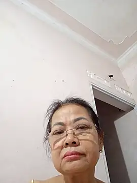 Snapshot of Hotestlove chatting on 31, 5, 2026 Hotestlove online show from 31, 5, 2026