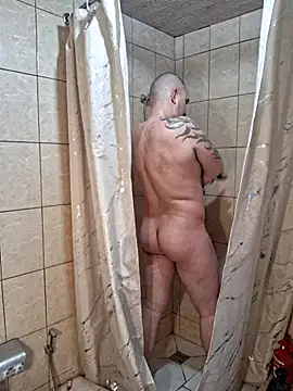 Foxyshaved online show from 1, 4, 2026