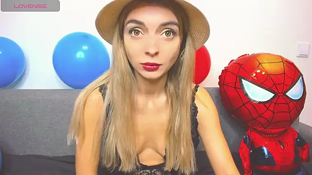  ellen meow  online show from 14, 12, 2024