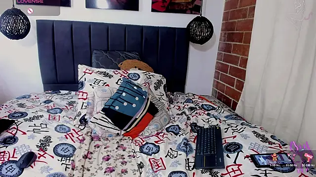 kyliejenner hot online show from 3, 3, 2025