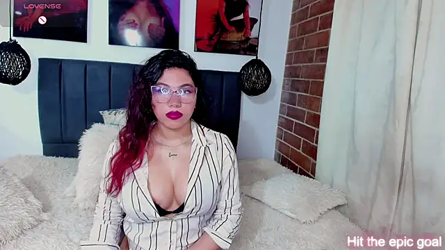 kyliejenner hot online show from 19, 6, 2026