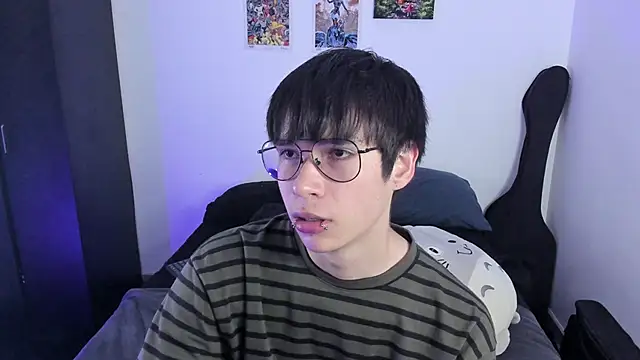 Aventure Twinks online show from 25, 10, 2025