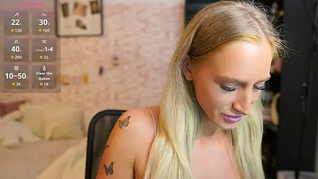 Nicolette  Shea  online show from 12, 9, 2025