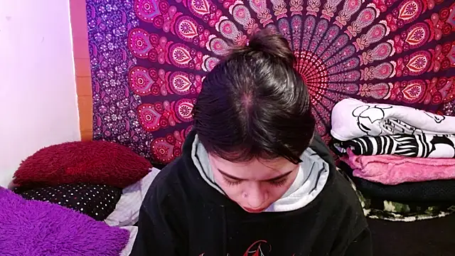 Snapshot of AbbySccott chatting on 27, 9, 2025 AbbySccott online show from 27, 9, 2025