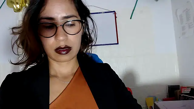 fantasty nylon online show from 22, 3, 2025