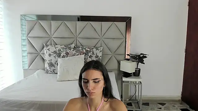 nina pons online show from 15, 10, 2025