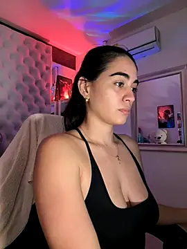 ZarahEvans online show from 5, 12, 2025