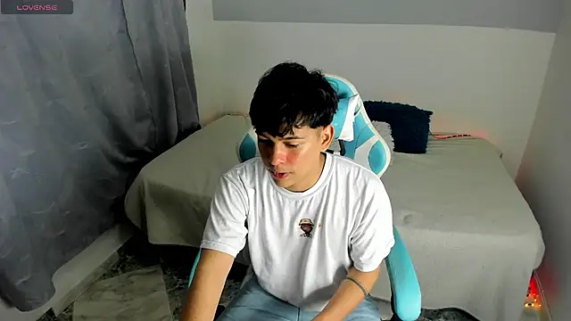 Snapshot of Franco_Rizzo_ chatting on 16, 3, 2025 Franco Rizzo online show from 16, 3, 2025