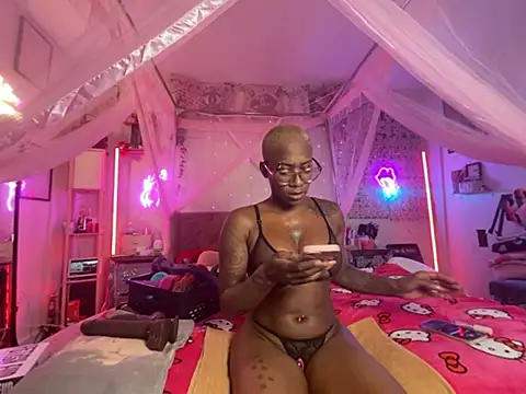 Snapshot of VixenCapri chatting on 27, 4, 2026 VixenCapri online show from 27, 4, 2026